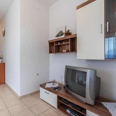 Awesome Apartment In Pula With Wifi Eksteriør billede