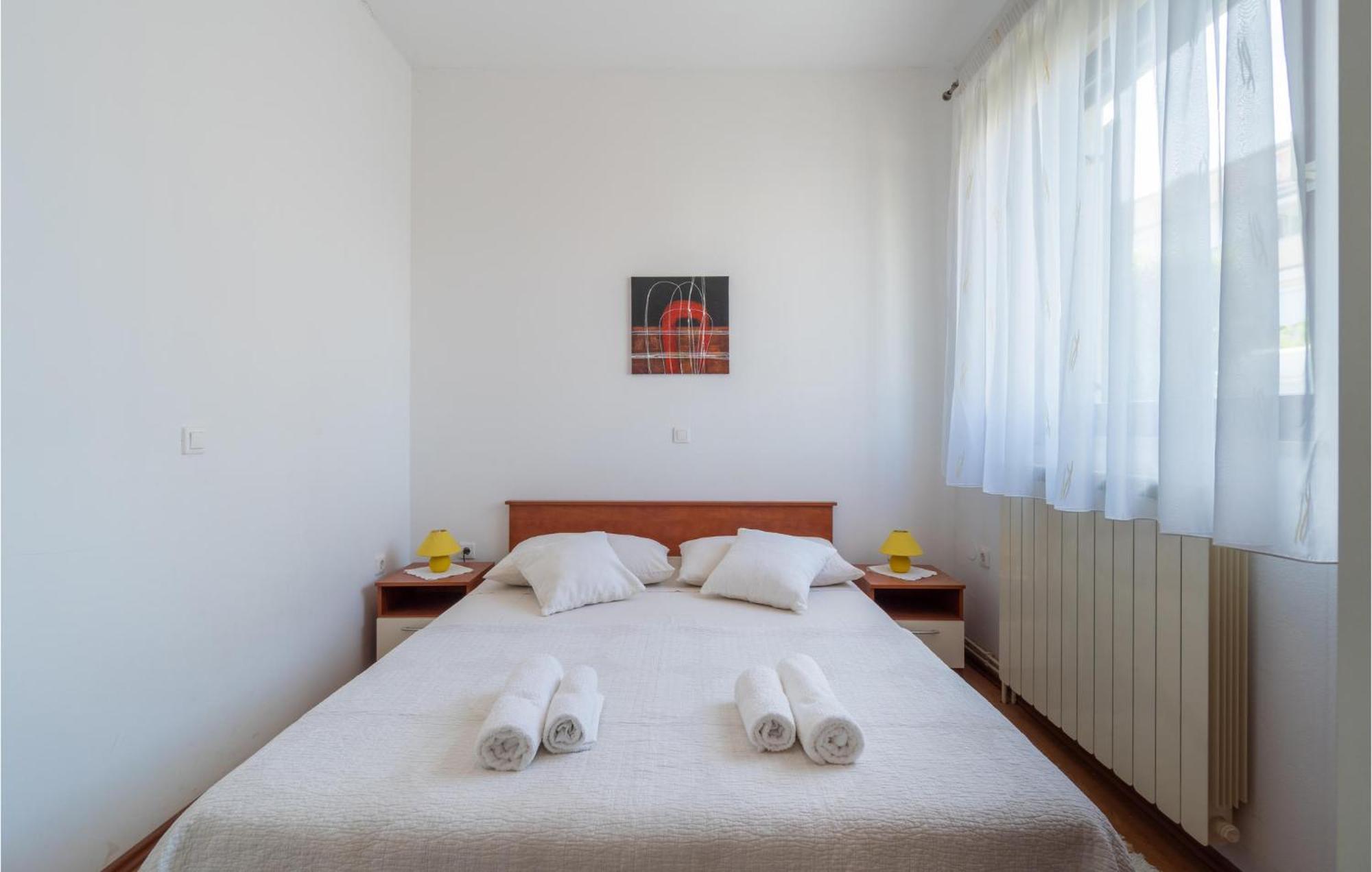 Awesome Apartment In Pula With Wifi Eksteriør billede