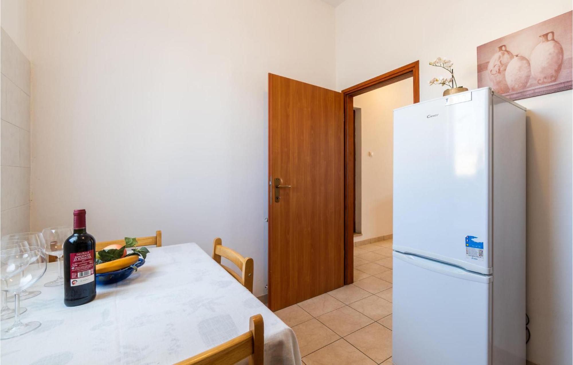 Awesome Apartment In Pula With Wifi Eksteriør billede